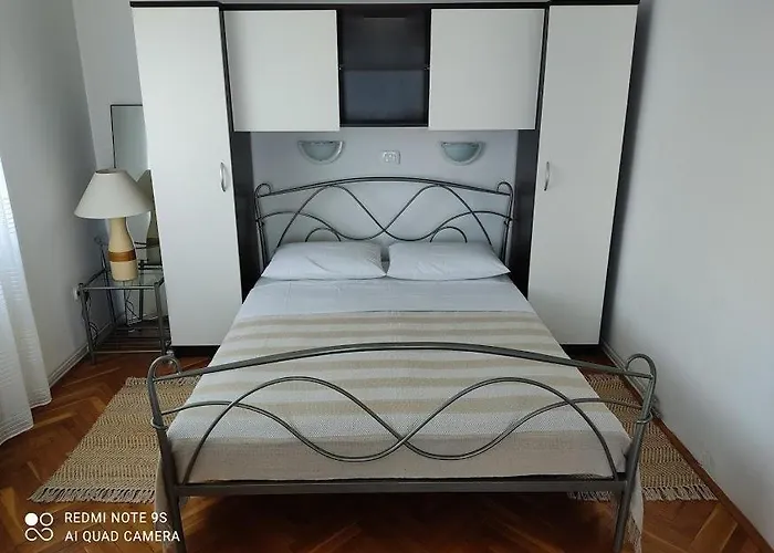 Appartement Amazing Seaview With A Balcony Near The - Kneza Trpimira I Zadar